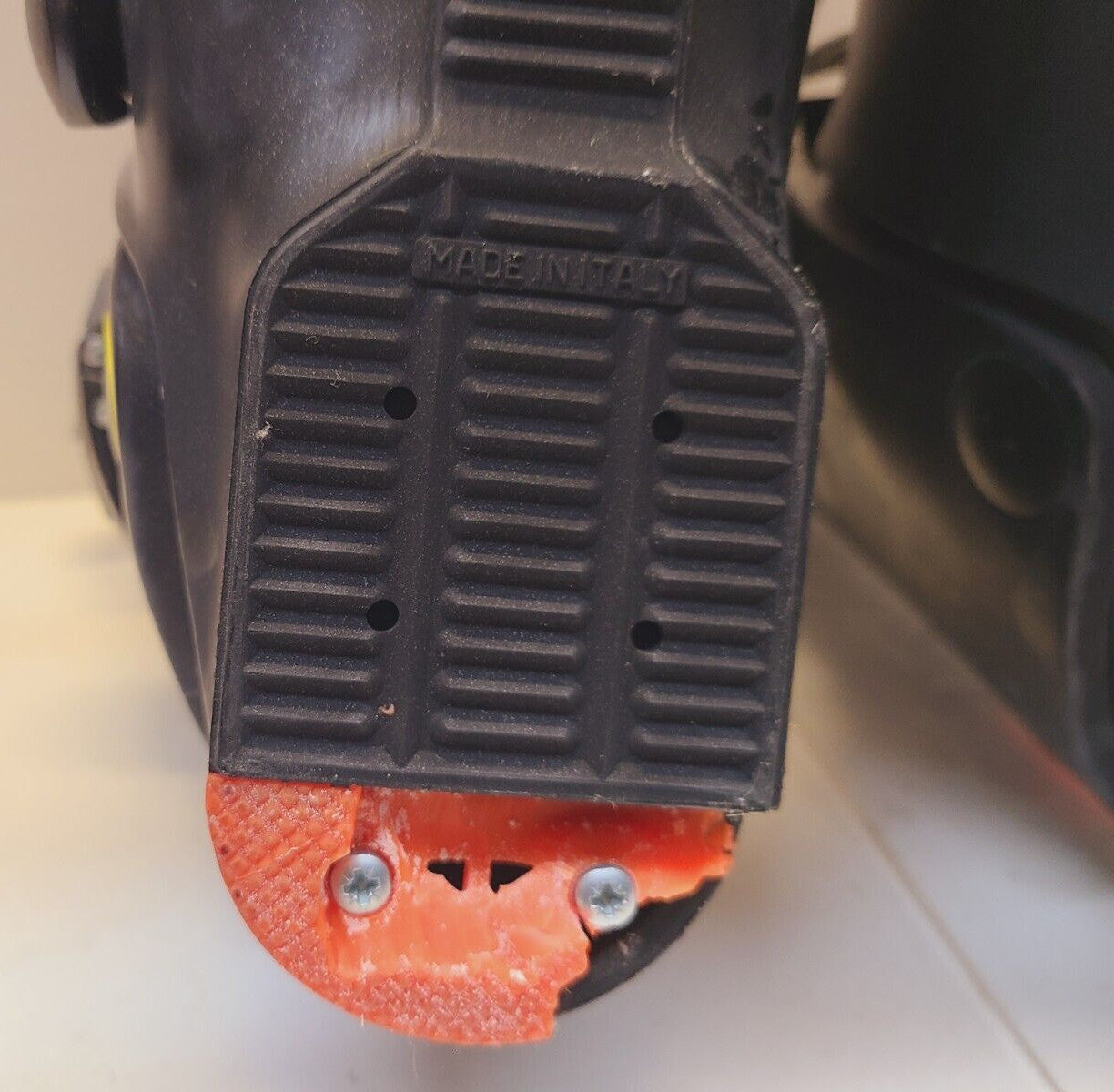 Lange Downhill Ski Boots Mid 4.61 | Orange 26.5