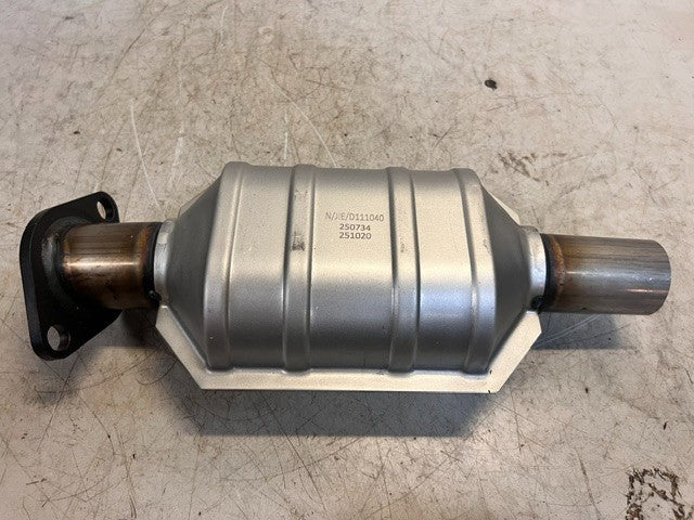 Catalytic Converter With Gasket & Bolts 250734 | 251020 | N/JIE/D111040