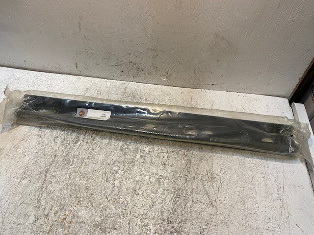 Navistar International One Channel 3610584C2 | 31-1/2" Long 2-3/4" Wide