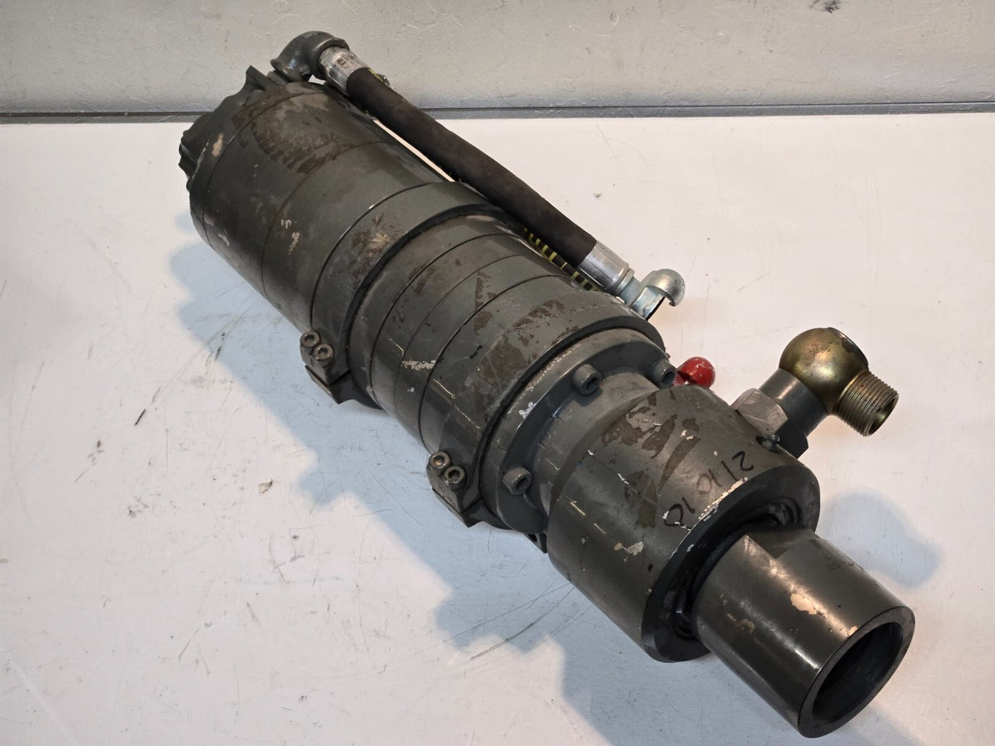 Pnuematic Rotation Unit 10.10 for EP95 | 2 3/8" Output Shaft 26" Overall Length