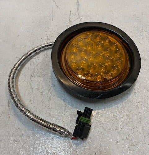 Dialight 40 Series IP3ST03 | 46121AB821 | 14288 A | 12.8 Volts 5-1/4" OD