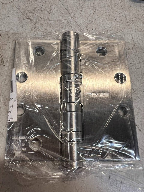 IVES 3 Pack Of Hinges .372 5BB1 With Screws Ball Bearing Door Hinges