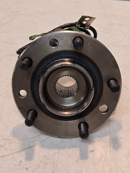 Hub with ABS Sensor DACF1124KDS | 3124 | 5 x 4.75" Bolt Pattern | 27 Spline