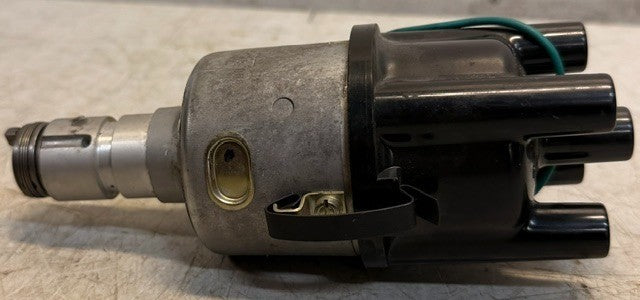 Bosch Centrifugal Advance Ignition Distributor 0-231-178-009 Engine Assembly