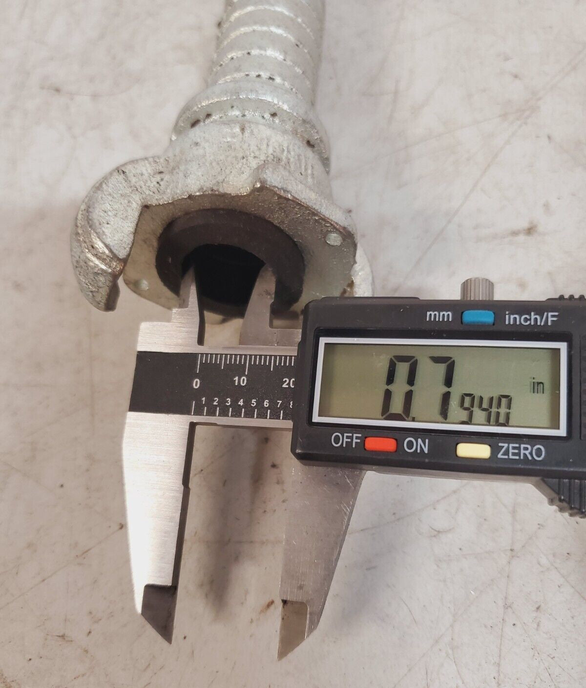 7 Quantity of Dixon & Other Brands Mix Sizes Air King Hoses End (7 Qty)