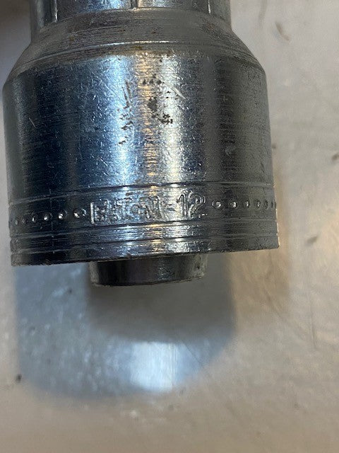 Eaton 12 90-Degree Hydraulic Hose Swivel Fitting 16mm ID 40mm OD 32mm Hex OD