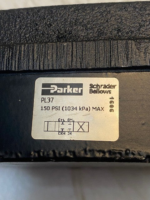Parker PL37 Pneumatic PL Series Inline Air Flow Control Valve 4 Port 3 Way