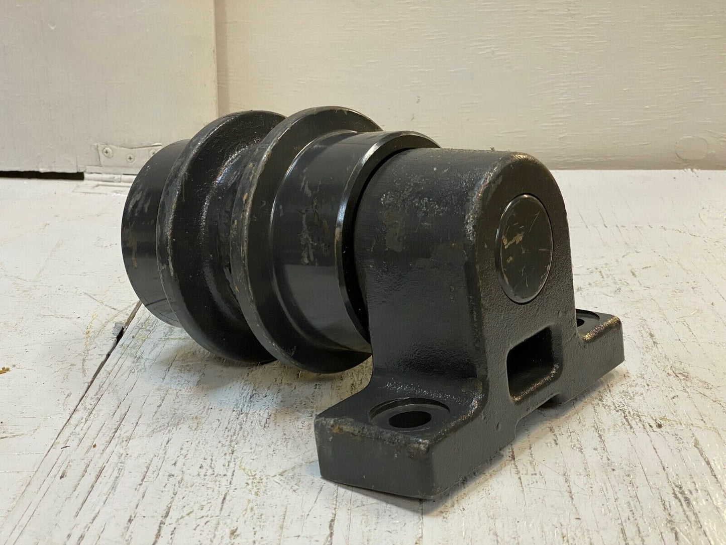 Upper Roller Carrier for Daewoo Excavator  DH130