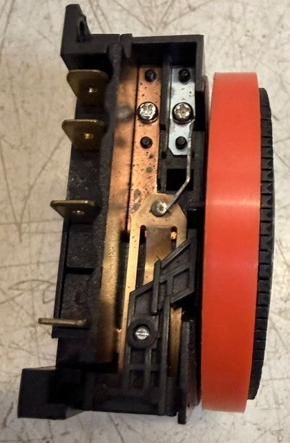 Borg General Controls 28801-023 Electromechanical Panel-Mount Timer Switch