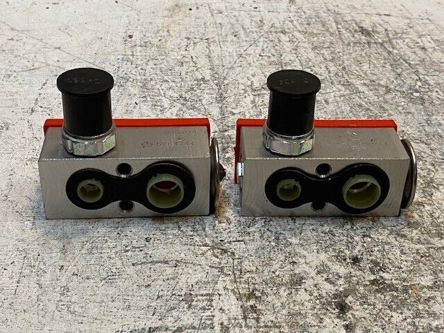 2 Quantity of A/C Expansion Valves for Chrysler 5264744 | 0090115 (2 Quantity)