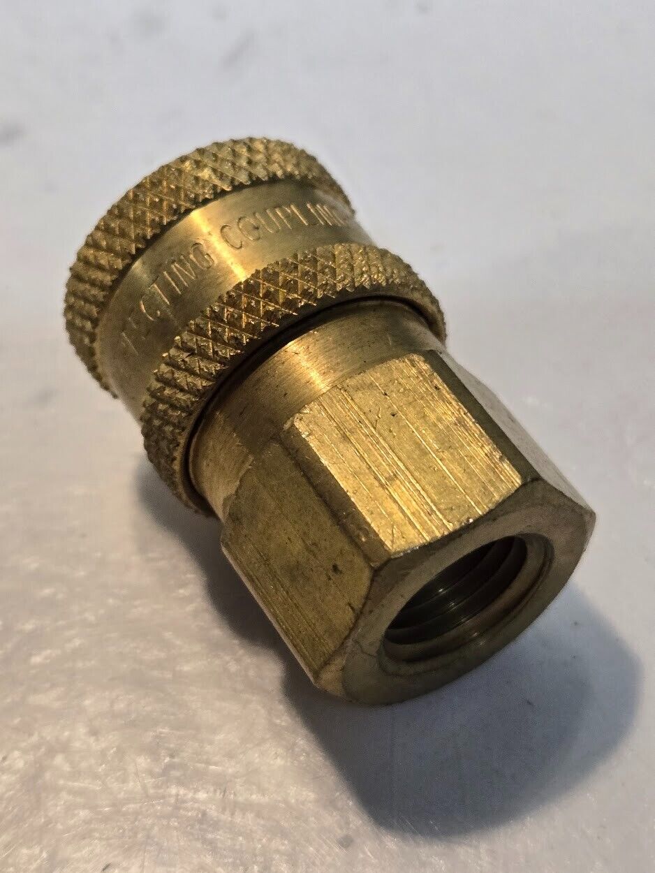 16 Quantity of Perfecting Coupling Series E 1/4" Quick Couplings FNPT (16 Qty)