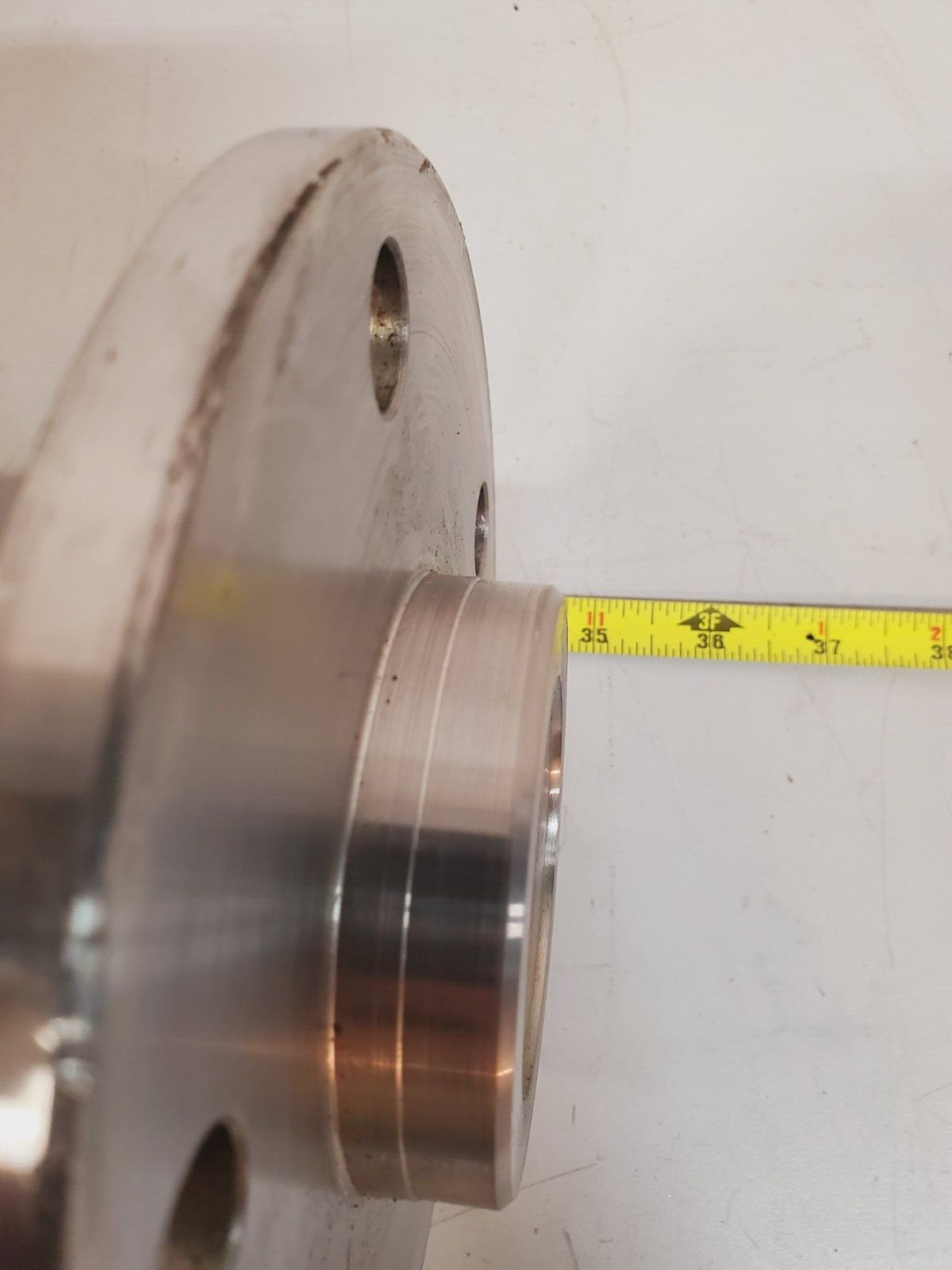 Axle Shaft 35" Length x 7" Diameter | 5 Holes