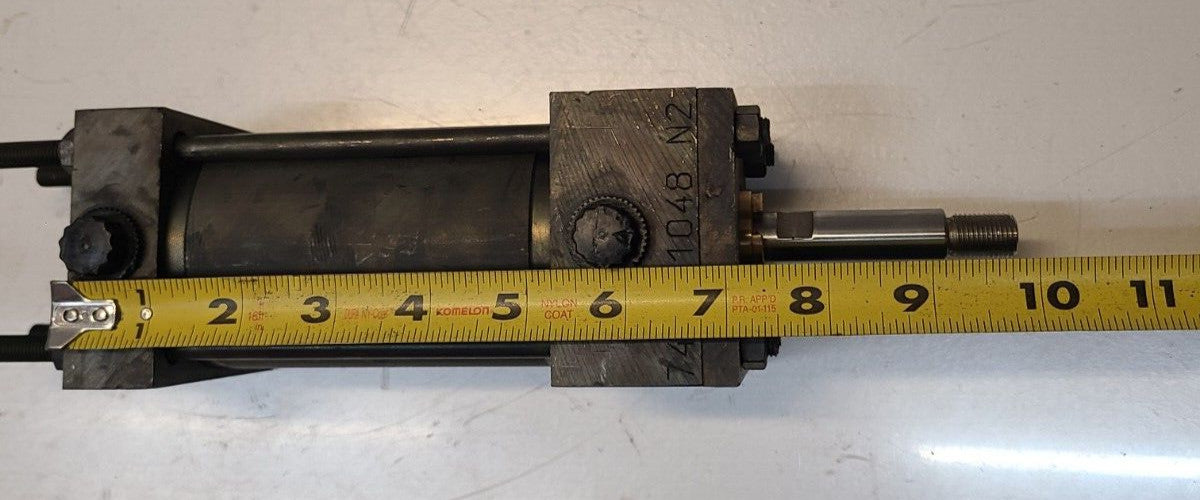 Parker Pneumatic Cylinder CC418660 A Model 02.50 TC-2ANUS13A | 3.000 | 250 PSI A