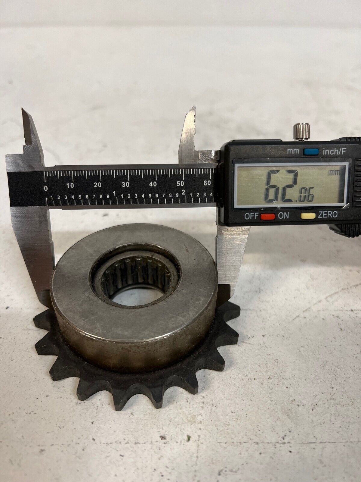 Browning HN40B19IDLER Chain Idler Sprocket