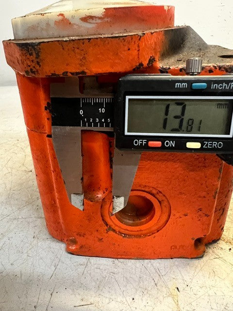 NPK Hydraulic Motor C4100-5010 Heavy Equipment Hydraulic Drive motor Replacement