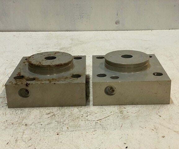 2 Qty of Hydraulic Flange Block Valves 6-5/8" x 6" x 2"  17912-3 (2 Quantity)