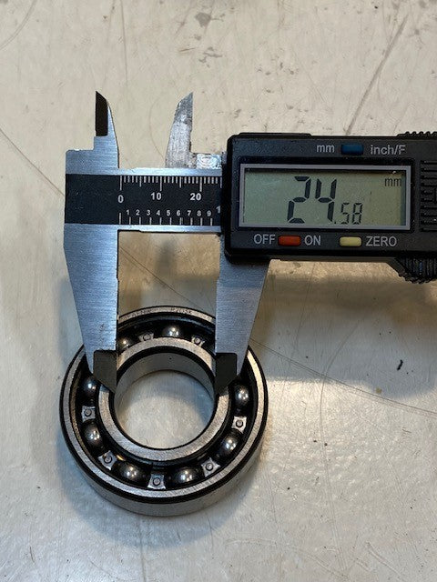 3 Quantity of Fafnir P205K Single Row Ball Bearings 52x25x15mm (3 Quantity)