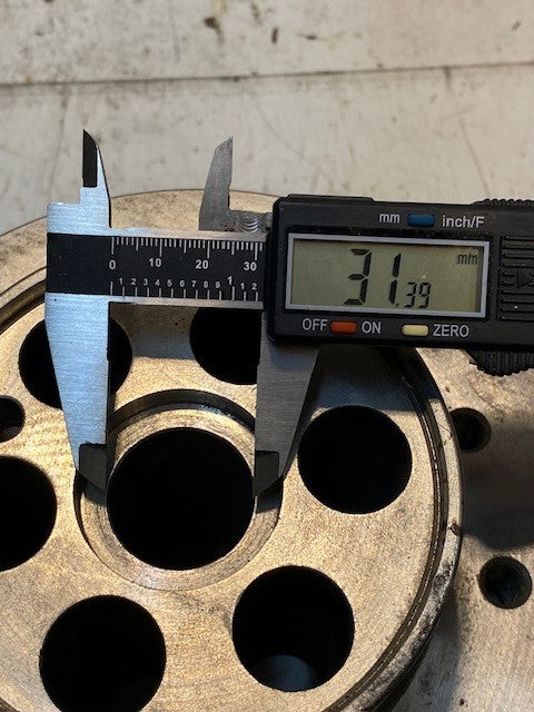 Crankshaft Pulley for Cummins 31mm Bore 24mm Holes 9-1/4" Tall 8-5/8" Dia.