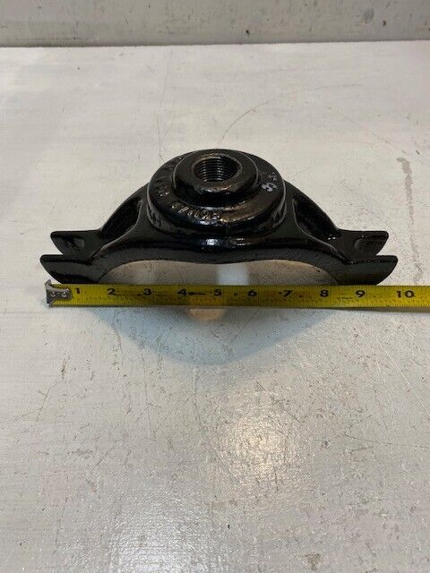 Romac Saddle Clamp 6.63-7.60 | 9-1/2" Long 4" Height 4" Wide 27mm Bore