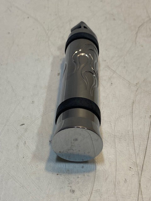 1 Motorcycle Flame Style Foot Peg 5-5/8" Long 28mm Diameter 9mm Hole