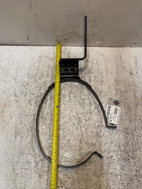 International 1661881C96 SUPPORT, MUFFLER