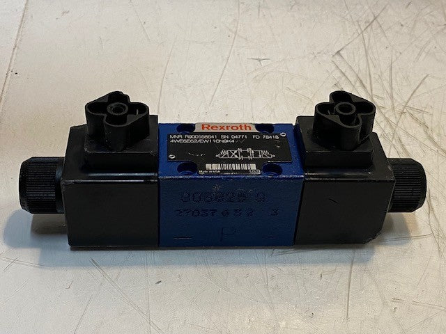 Rexroth Hydraulic Directional Spool Valve R900558641 | 4WE6E62/EW110N9K4 | 04771