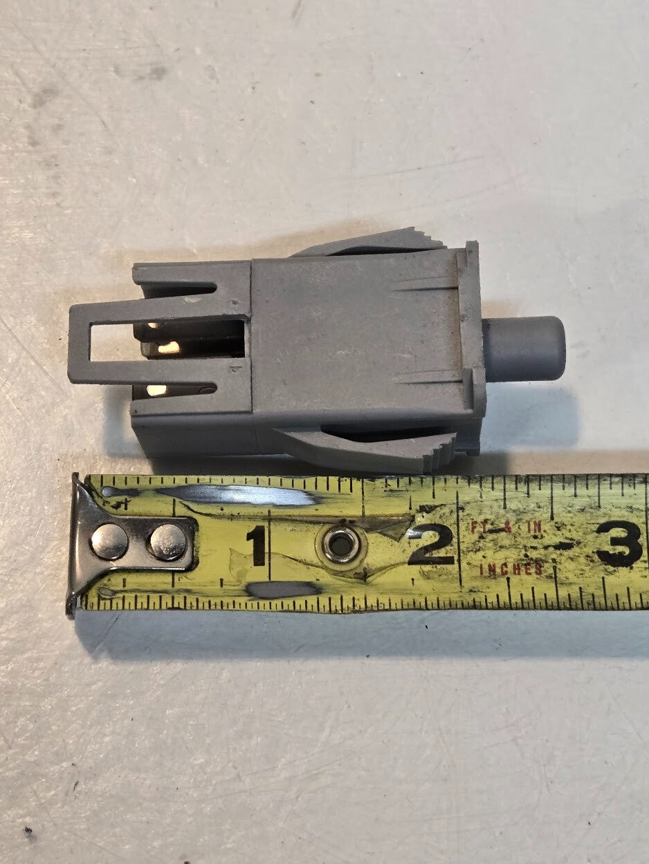 10 Quantity of Delta Systems 2BN Plunger Switches | 6700-01B (10 Quantity)