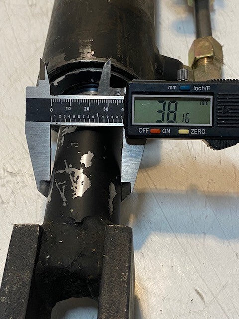 Integrated Hydraulics Cylinder BXP16579-02, WO 003390, IHI0402, 26mm Bore