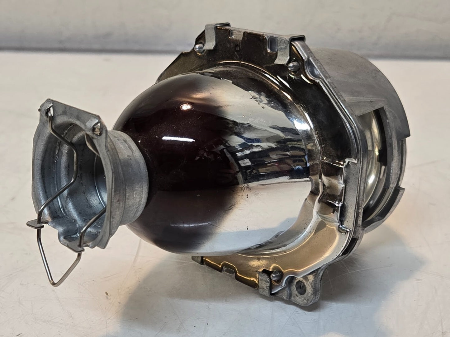 Projector Assembly for Fiat Punto II | 88203735 | 5-1/4"x4"x3-1/4" | No Bulb