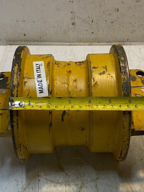 ITM Excavator Bulldozer Single Flange Bottom Track Roller L563 | 1081001