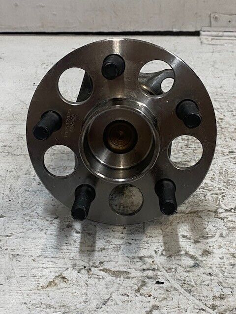 Wheel Hub & Bearing Assembly 5 Bolt RB512425 08/20