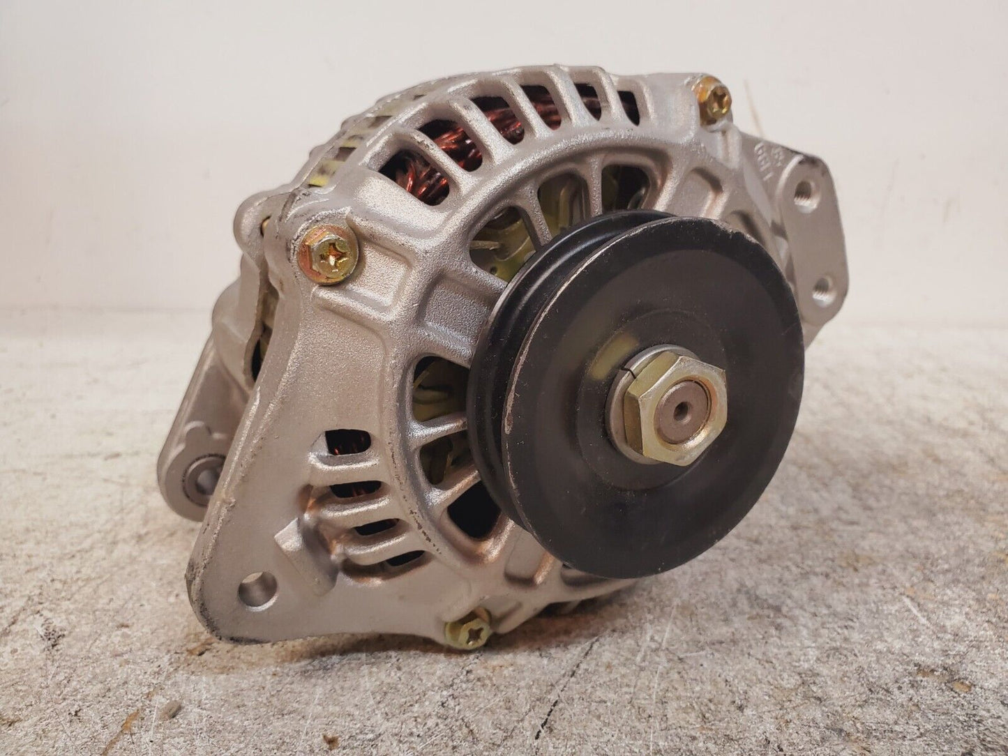 World Class Remanufactured Alternator 14721 34 | J401 | 34721022041114