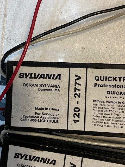 2 Quantity of Sylvania Electronic Ballasts QTP2x32T8/UNV-ISN-SC 50/60Hz (2 Qty)