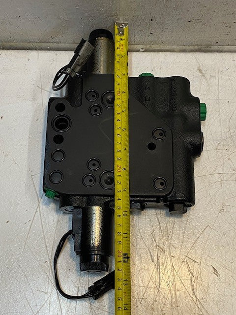 Hydraulic Hitch Control Valve 02-357302 | 12-1/2" L x 8" W x 2" H - SEE DESCRIPT