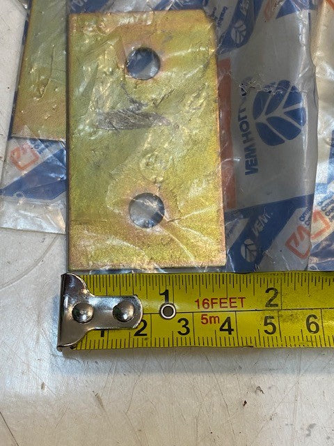 4 Quantity of New Holland Plates 81875398 | 2-5/8" L 1-1/2" W 8mm Holes (4 Qty)