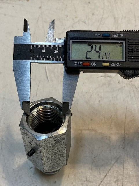 New Holland V62650 Hydraulic Valve 35mm OD 24mm ID 15mm Nose 27mm Thread