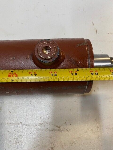 Hydraulic Cylinder 781968 28mm Threaded Shaft 28mm/60mm Attachment End