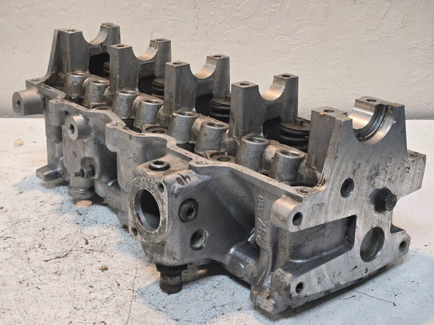 Cylinder Head 4105 782 | AS7U3 for Dodge See Pictures