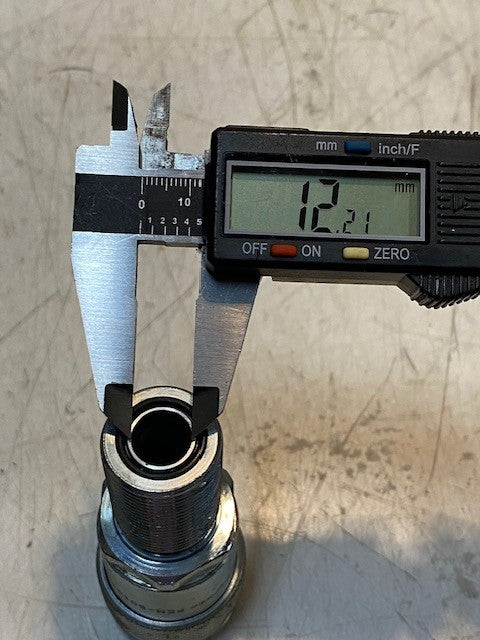 Parke Hydraulic Quick Coupler 24XP | FEM-501-10BMS-NL | 4" Long 25mm Thread