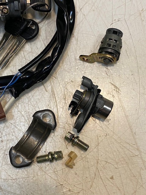 Honda 06350-S02-A00 Key Ignition Lock Cylinder Set *Pictured Parts Only*