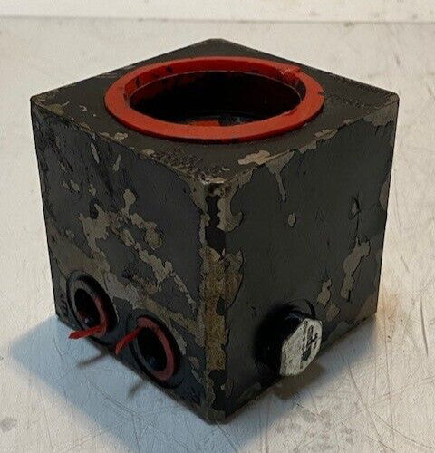 Manifold 2-7/8" W 2-7/8" L 2-7/8" H 2904400B | AD09K | 29044 | 1010001935