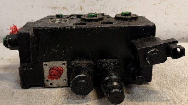 Wavoli 47408220 Hydraulic Main Hand Control Valve Assembly Industrial Equipment