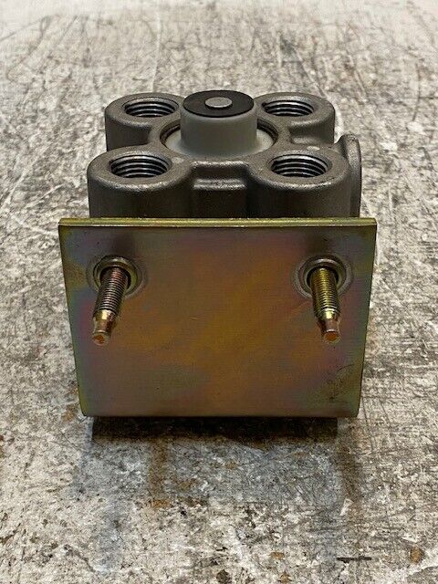 Bendix T-294304 Air Brake Check Relay Valve 909762 | 107285 | 17mm Bore