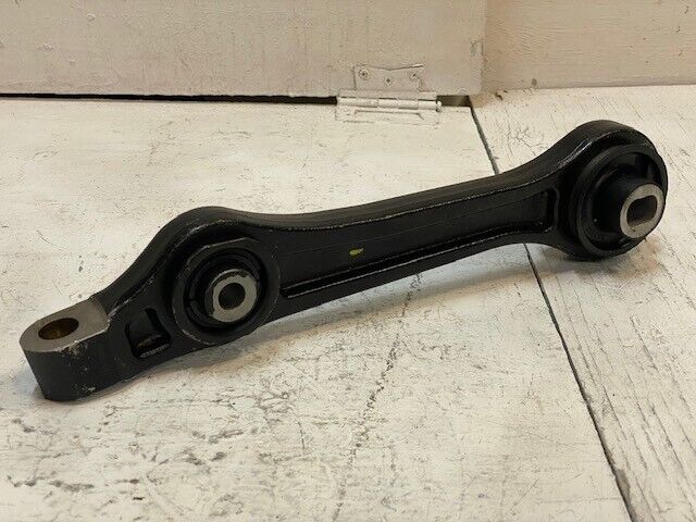 Suspension Control Arm AXB2605514 667810 NR