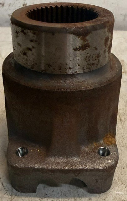 Pinion Axle Flange Yoke SD832 Drivetrain Power Transfer Shaft Coupling Assembly
