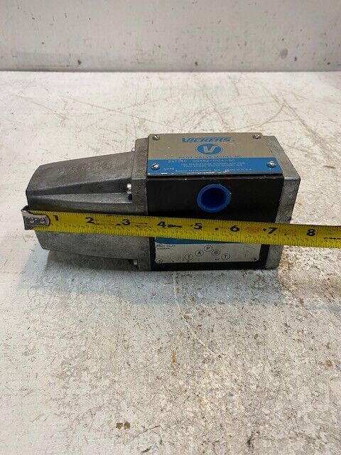 Vickers Pilot Hydraulic Directional Valve DG4S2-012A-50 | 297240