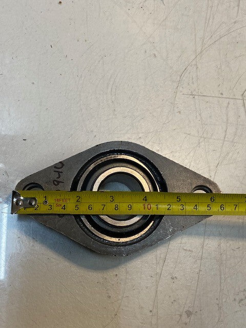 Peer FT207 Bearing Flange Block 2-Bolt | 6-1/4" L 3-1/2" W 35mm Bore UC207-35MM