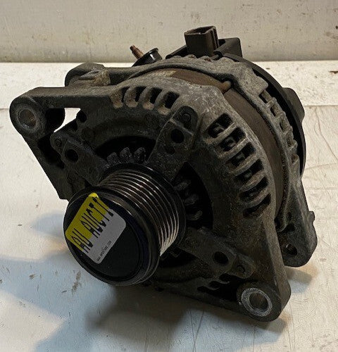 Toyota Alternator 27060-0P241 | Denso TN104210-5511 | 12V | 20090
