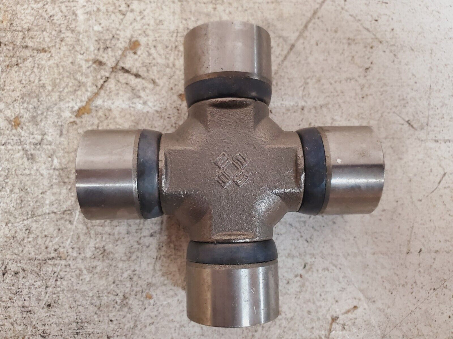 Precision Fit & Form Assurance Universal Joint 351