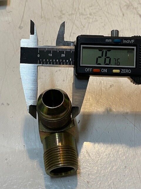 9 Quantity of 90 Degree Elbow Hydraulic Fittings 26mm Thread 17mm ID 15mm Nipple